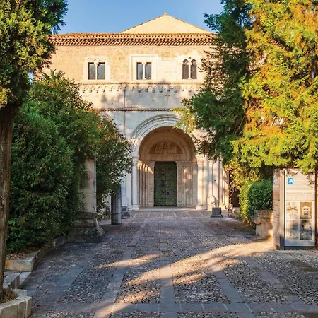 Amazing In Tocco da Casauria